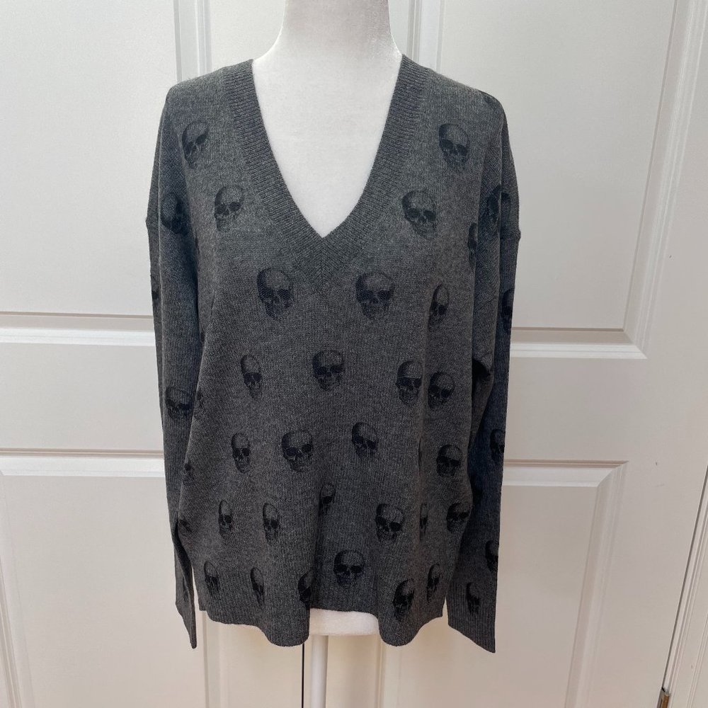 Skull Cashmere V-Neck Skull Print Cashmere Sweater in Gray